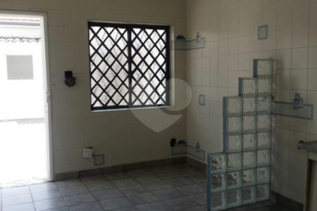 Casa à venda com 5 quartos, sendo 3 suítes, em Jardim Novo Mundo, São Paulo, SP