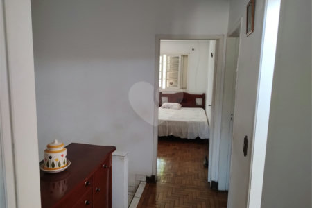 Sobrado à venda com 3 quartos no Centro, Jarinu, SP