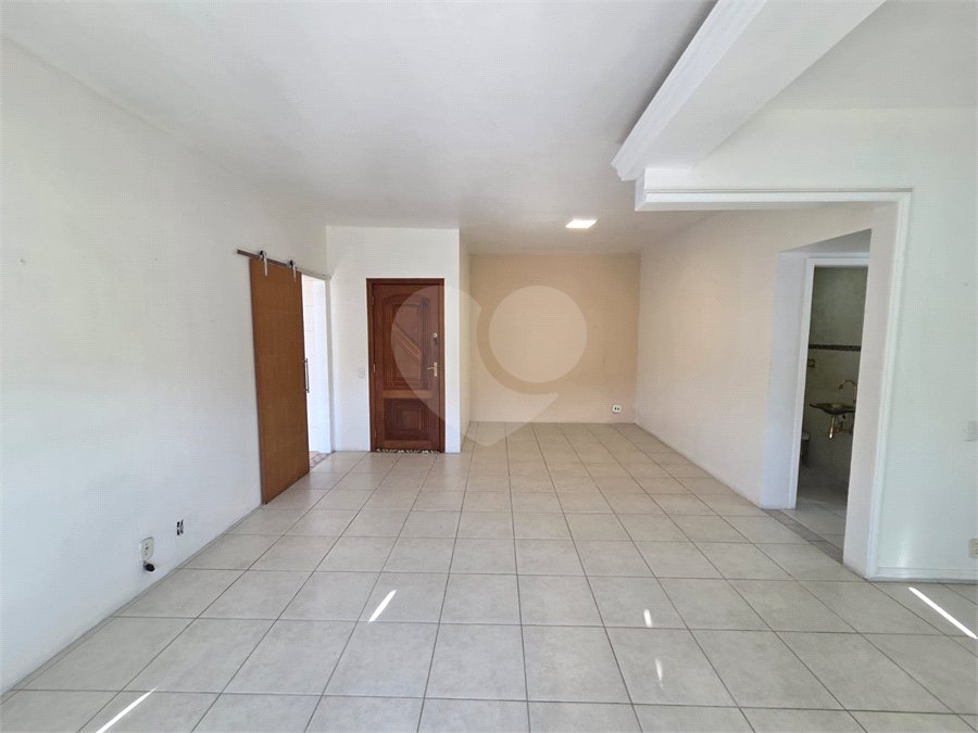 Apartamento à venda com 3 quartos, sendo 1 suíte, em Tijuca, Rio de Janeiro, RJ