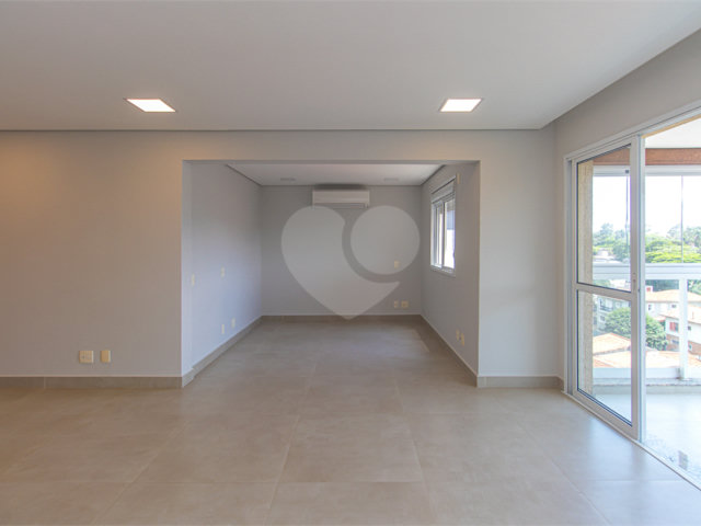 Apartamento à venda com 3 suítes em Chácara Flora, São Paulo, SP