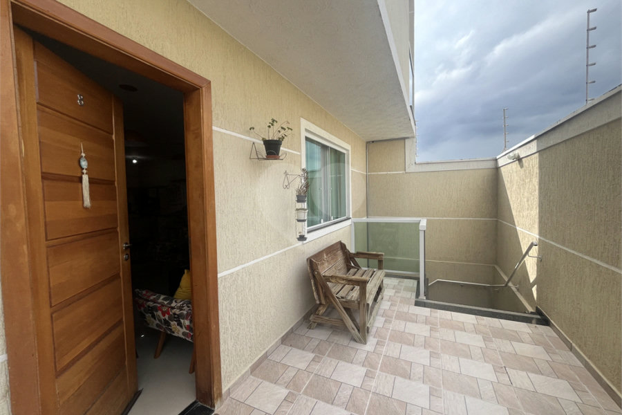 Casa à venda com 3 quartos, sendo 1 suíte, no condomínio Capigaí, São Paulo - SP