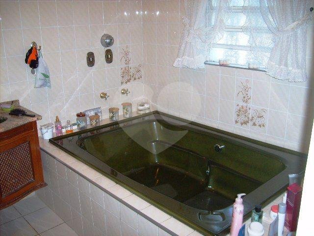 Sobrado à venda com 3 suítes em Tremembé, São Paulo, SP
