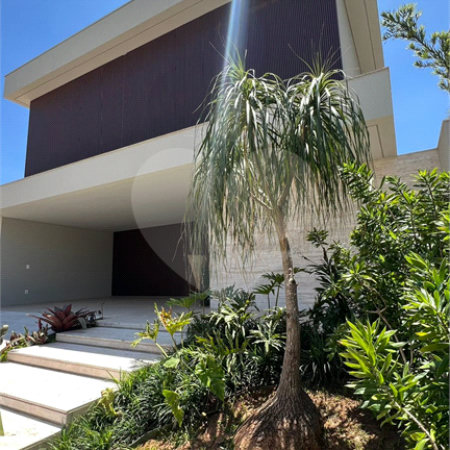 Casa à venda com 3 suítes no condomínio Chácara Ondina, Sorocaba - SP