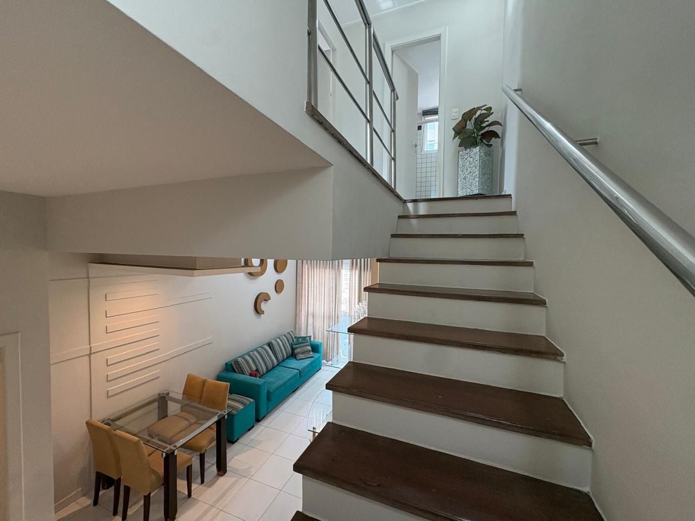 Apartamento com 2 dormitórios à venda, 78 m² por R$ 640.000,00 - Gonzaga - Santos/SP