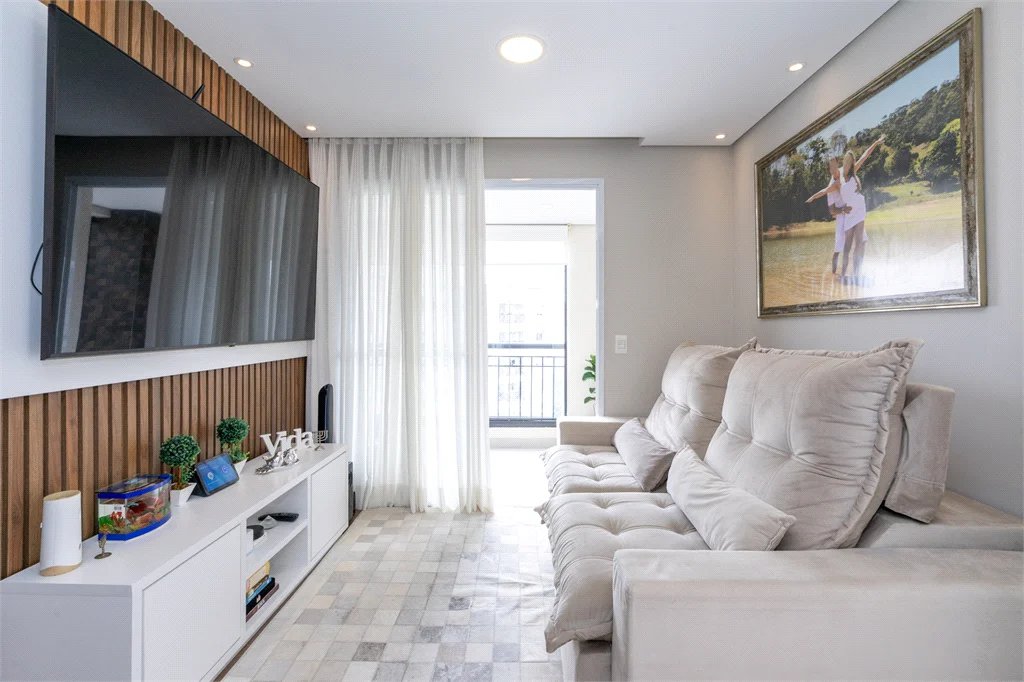 Apartamento à venda com 3 quartos, sendo 1 suíte, em Jardim Parque Morumbi, São Paulo, SP