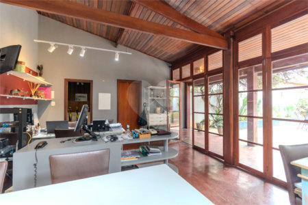 Casa à venda com 3 suítes em Brooklin, São Paulo, SP