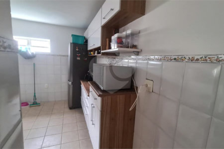 Sobrado à venda com 5 quartos em Vila Germinal, São Paulo, SP