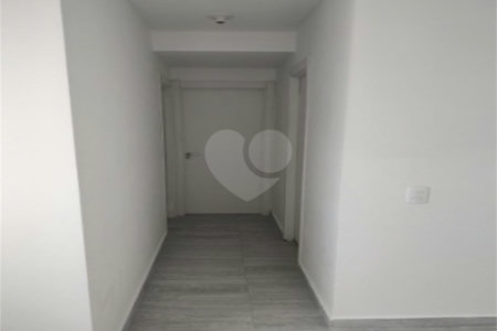 Apartamento à venda com 2 quartos em Guaiaúna, São Paulo, SP