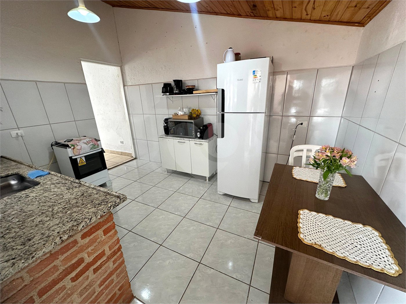 Casa à venda com 3 quartos, sendo 1 suíte, em Jardim Colonial, Atibaia, SP
