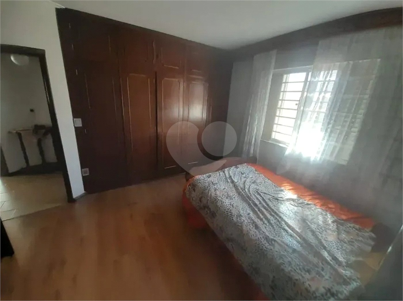 Casa à venda com 3 quartos, sendo 2 suítes,  em Vila Jardini, Sorocaba, SP