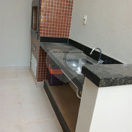 Casa à venda com 3 quartos, sendo 1 suíte, no condomínio Residencial Belle Ville Itaycy, Indaiatuba - SP