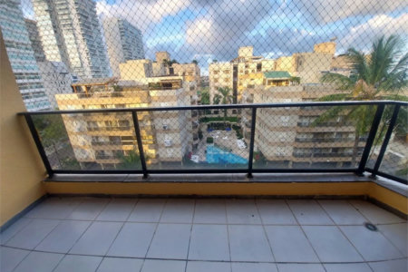 Apartamento Residencial à venda, Enseada, Guarujá - AP0517.