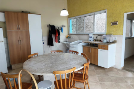 Sobrado à venda com 3 quartos, sendo 2 suítes, em Vila Romão, Salto, SP