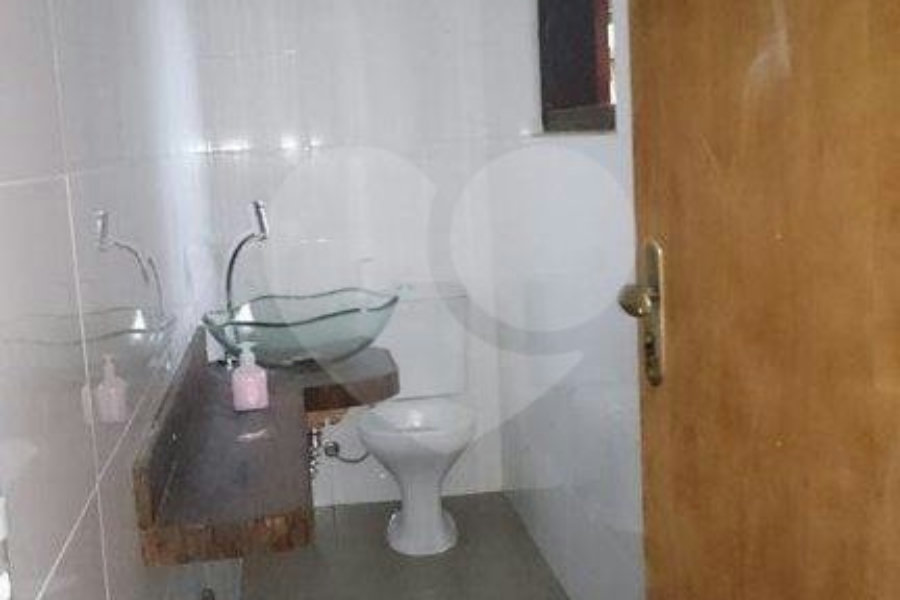 Casa à venda com 3 quartos, sendo 2 suítes, em Jardim Mairiporã, Mairiporã, SP