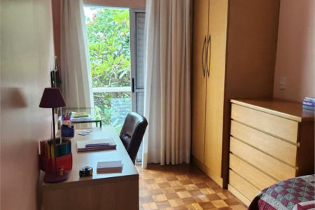 Casa à venda com 4 quartos, sendo 2 suítes, em Vila Romana, São Paulo, SP