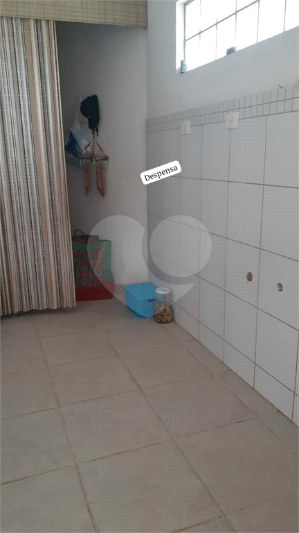 Casa à venda com 3 quartos, sendo 1 suíte, no condomínio Zuleika Jabour, Salto - SP