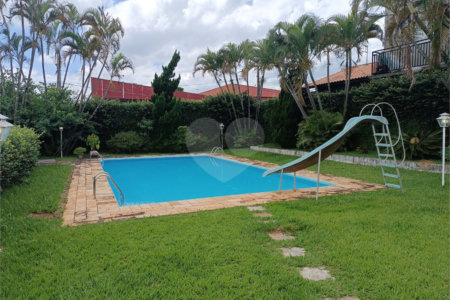 Casa à venda com 3 quartos em Vila Santa Rosália, São Roque, SP