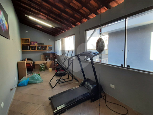 Sobrado à venda com 3 quartos, sendo 1 suíte,  em Jardim Prudência, São Paulo, SP