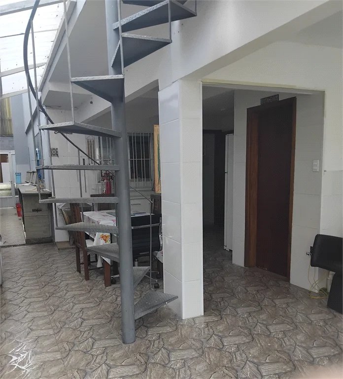 Sobrado à venda com 4 quartos, sendo 1 suíte, em Jardim Catanduva, São Paulo, SP