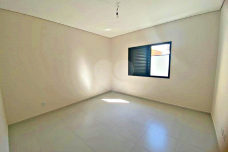 Casa à venda com 3 suítes no condomínio Santa Isabel I, Louveira - SP
