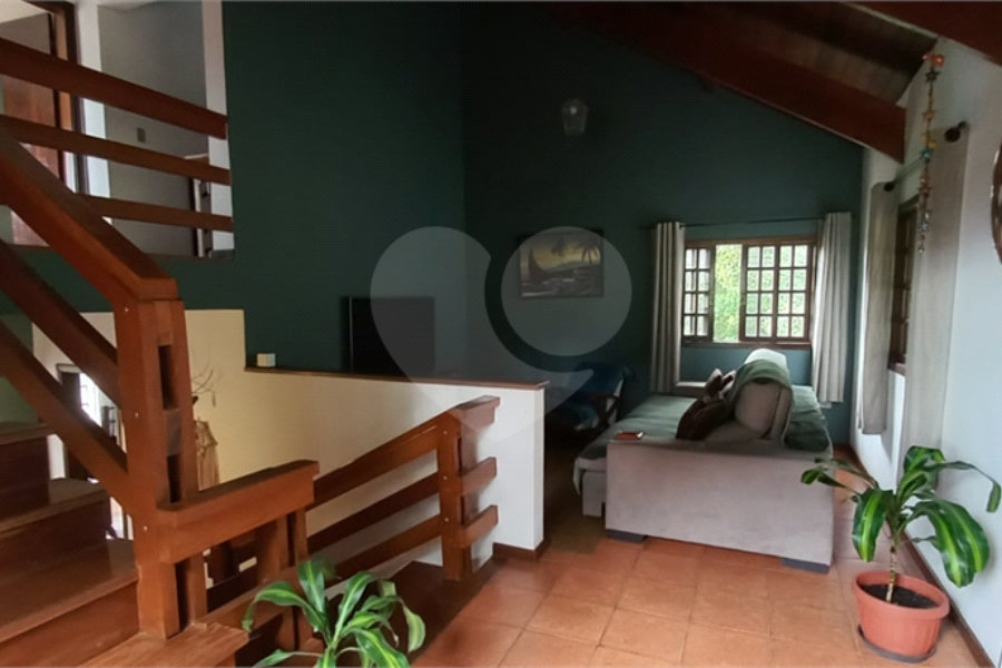 Casa à venda com 4 suítes no condomínio Alpes da Cantareira, Mairiporã - SP