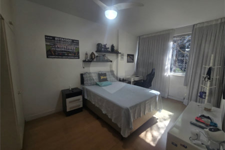 Apartamento à venda com 4 quartos, sendo 1 suíte, em Tijuca, Rio de Janeiro, RJ
