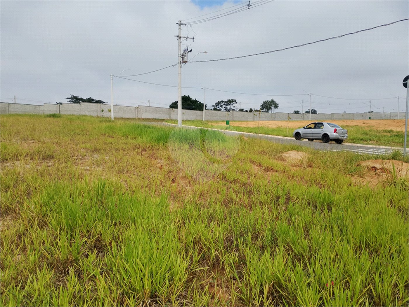 Terreno à venda no condomínio Residencial Jardim Belmonte, Indaiatuba - SP