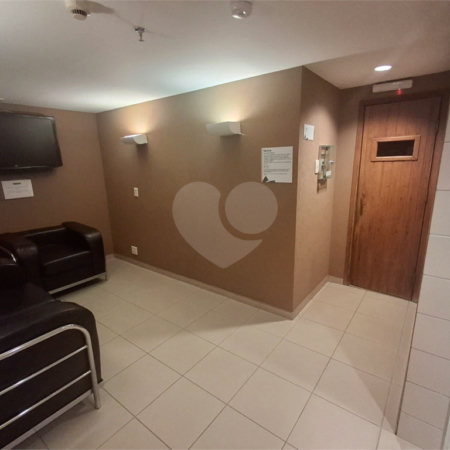 Apartamento à venda ou para alugar com 1 quarto em Cerqueira César, São Paulo, SP