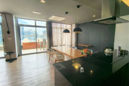 Apartamento à venda com 2 quartos, sendo 1 suíte, em Santo Amaro, São Paulo, SP