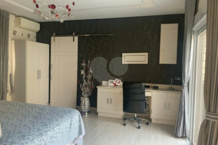 Casa à venda com 4 quartos, sendo 1 suíte, no condomínio Ibiaram, Itupeva - SP