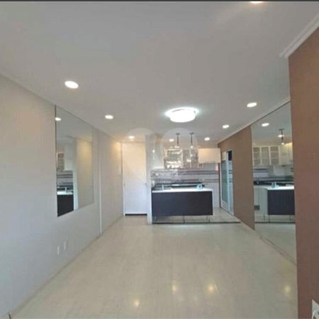 Apartamento no Edifício Torres di Itália.
