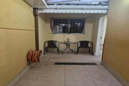 Casa à venda com 3 quartos, sendo 1 suíte, em Vila Paulista, São Paulo, SP