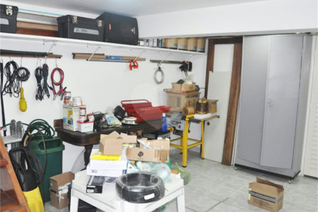 Sobrado à venda com 4 quartos, sendo 2 suítes,  em Alto da Boa Vista, São Paulo, SP