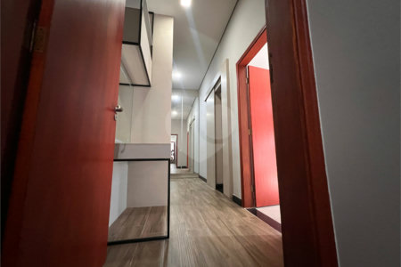 Casa à venda com 3 quartos, sendo 2 suítes, no condomínio Terras de Mont Serrat, Salto - SP
