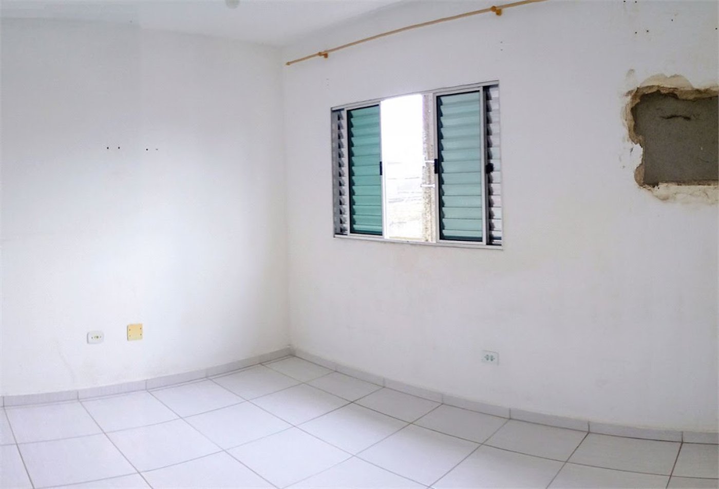 Casa Residencial à venda, Parque Continental, São Vicente - CA0416.