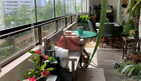 Apartamento à venda com 3 suítes em Granja Julieta, São Paulo, SP