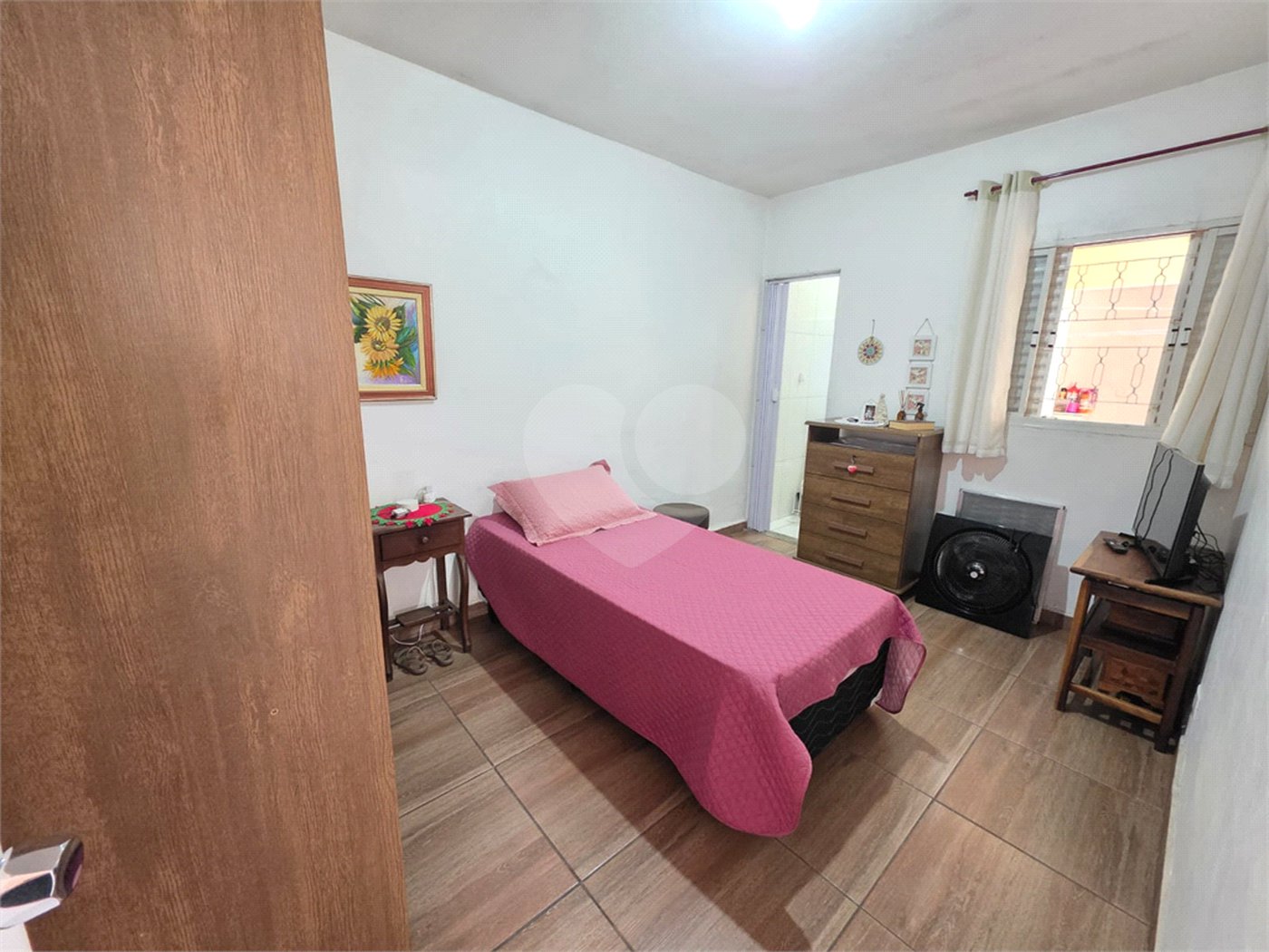 Casa à venda com 6 quartos, sendo 2 suítes, em Conjunto Residencial Butantã, São Paulo, SP