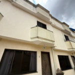 Casa à venda com 3 quartos, sendo 1 suíte, no condomínio Felipe, São Paulo - SP