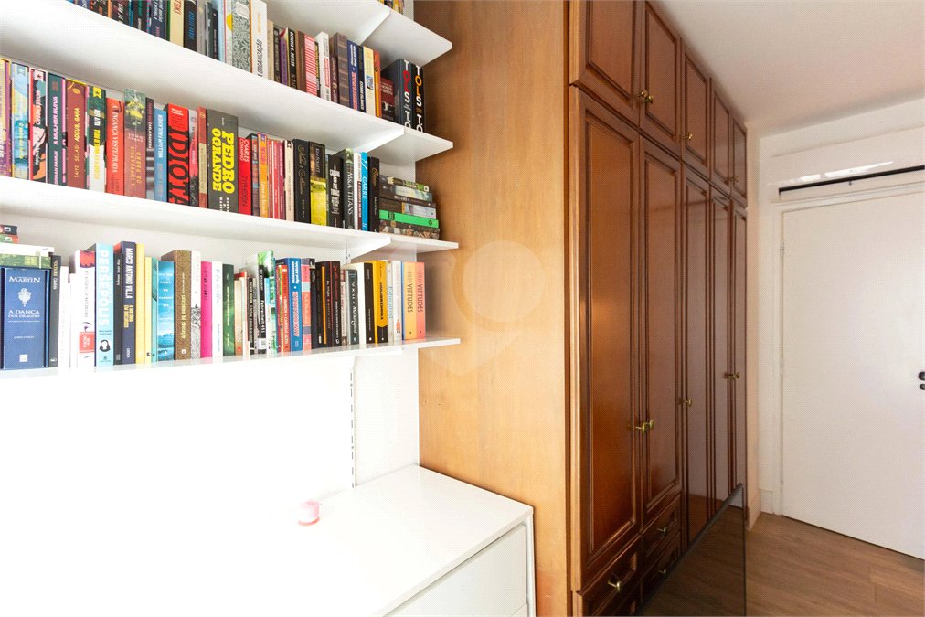 Apartamento à venda com 4 suítes em Vila Nova Conceição, São Paulo, SP