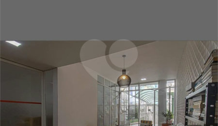 Apartamento à venda com 3 quartos, sendo 1 suíte,  em Aclimação, São Paulo, SP