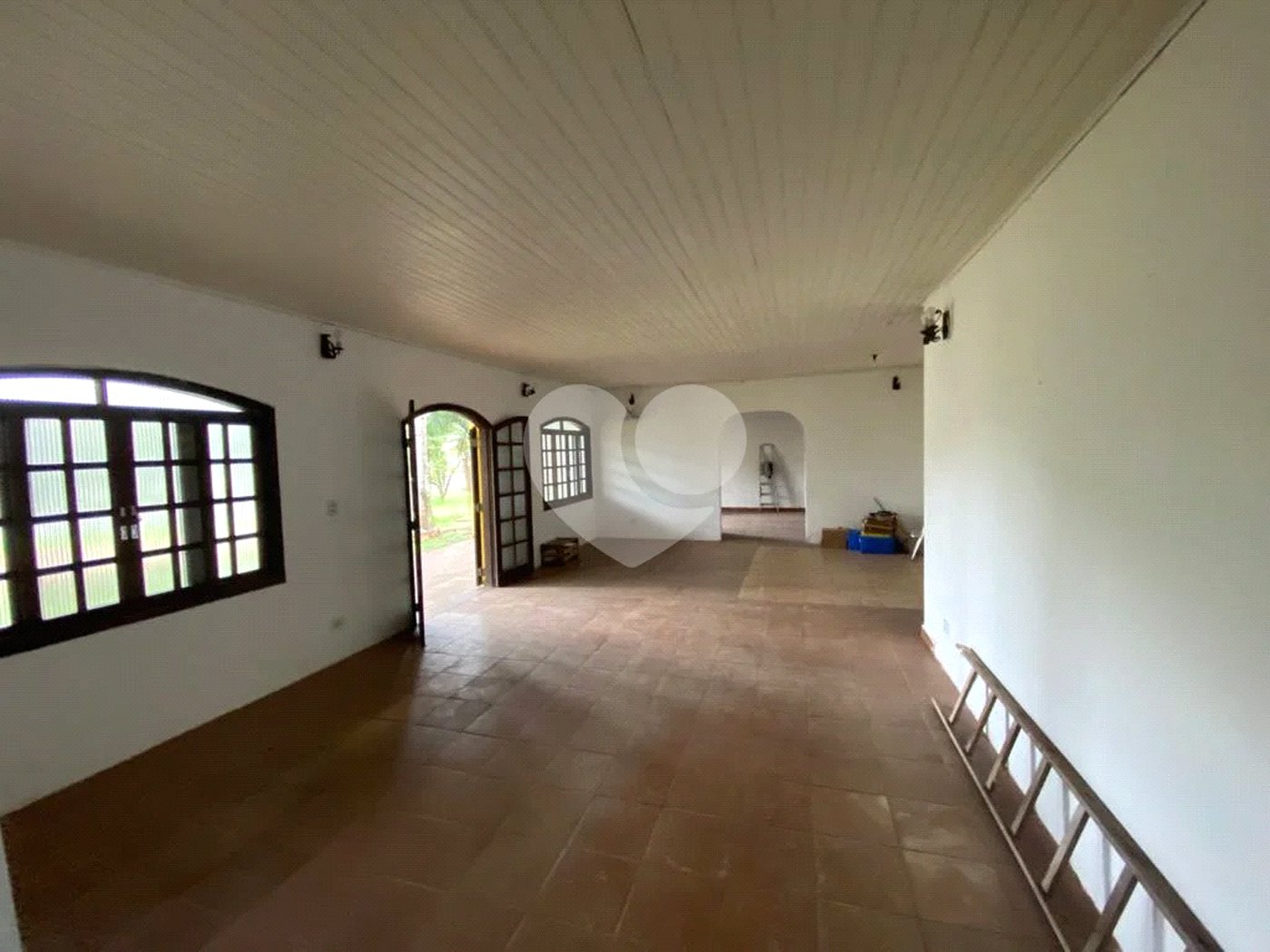Casa à venda com 6 quartos, sendo 5 suítes,  em Santa Claudina, Vinhedo, SP