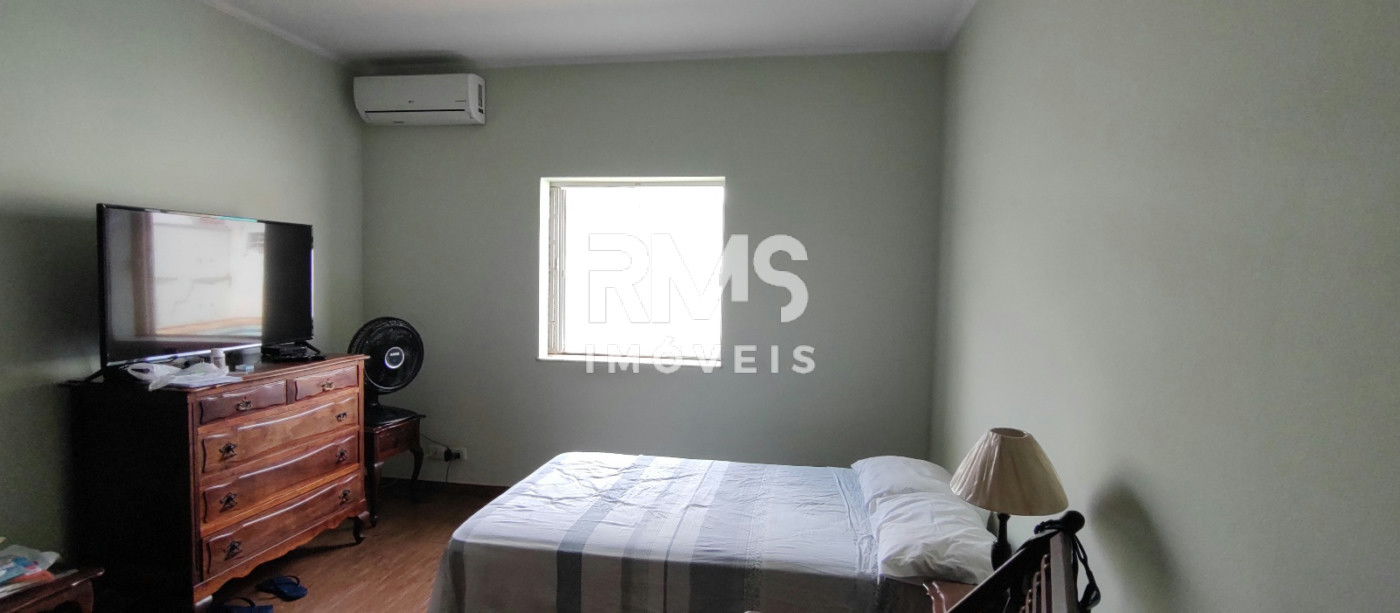 Casa à venda com 4 quartos, sendo 2 suítes,  no Centro, Itu, SP