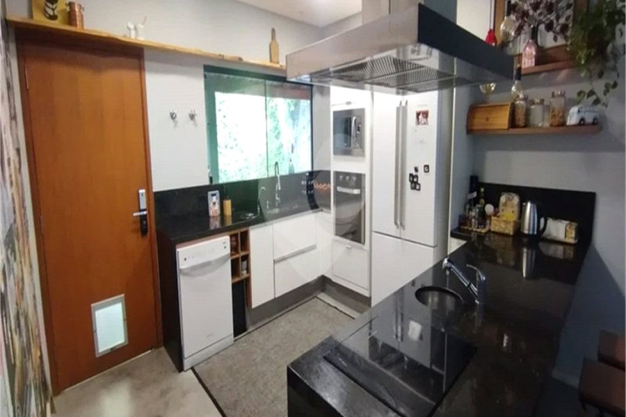 Casa à venda com 3 suítes no condomínio Sausalito, Mairiporã - SP