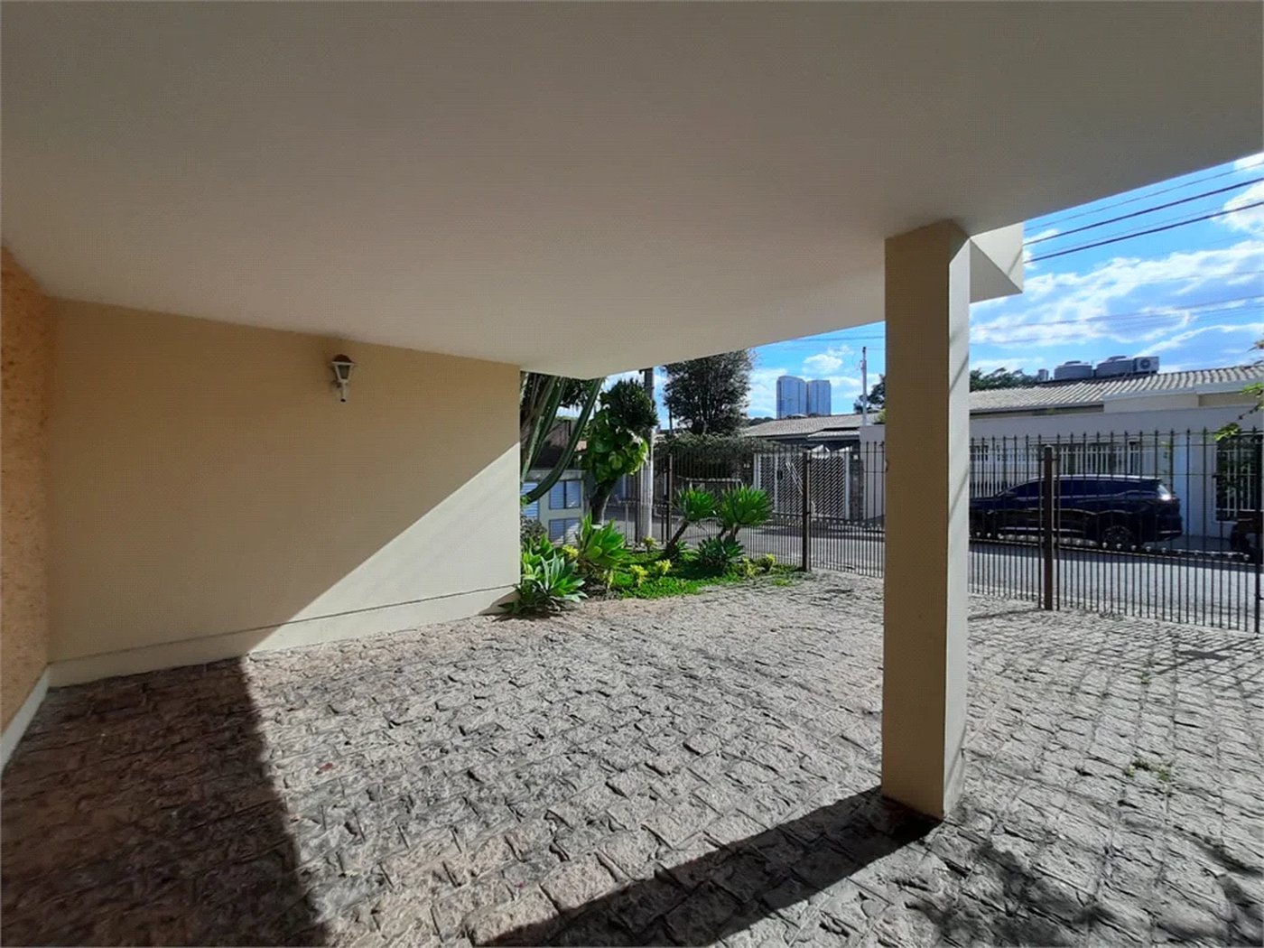 Casa à venda com 4 quartos, sendo 1 suíte, em Parque Continental, São Paulo, SP