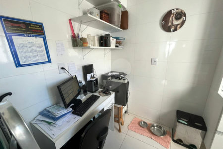 Apartamento à venda com 2 quartos em Chora Menino, São Paulo, SP