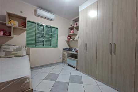 Casa à venda com 3 quartos, sendo 1 suíte, em Jardim Brasilândia, Sorocaba, SP