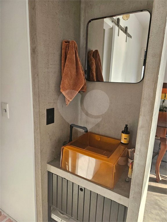 Apartamento à venda com 2 quartos, sendo 1 suíte,  em Pinheiros, São Paulo, SP