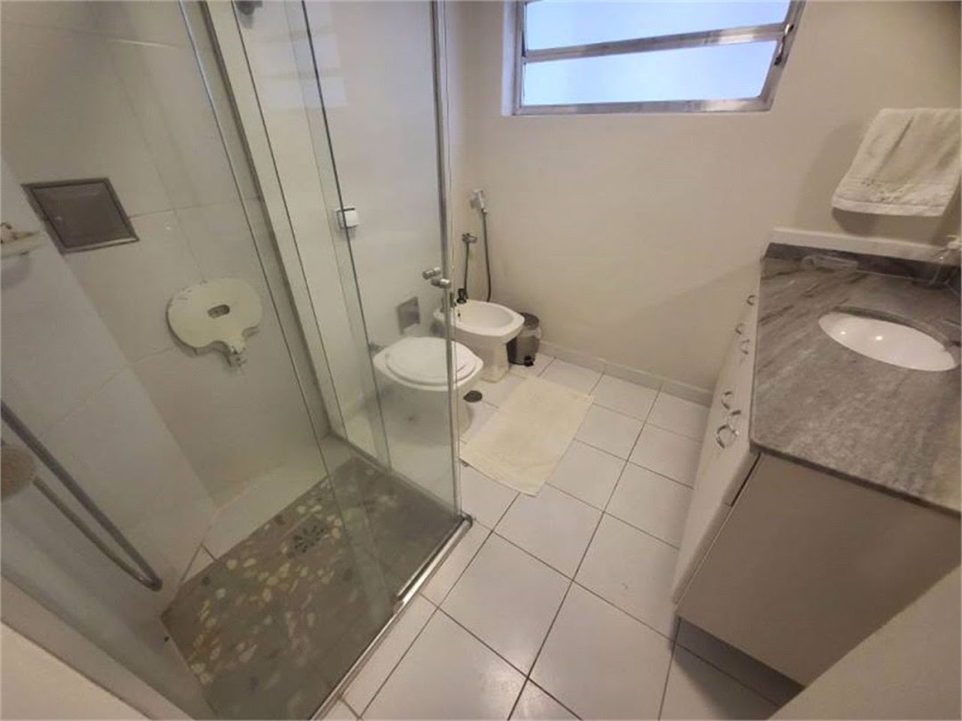 Apartamento Residencial à venda, Gonzaga, Santos - AP0836.