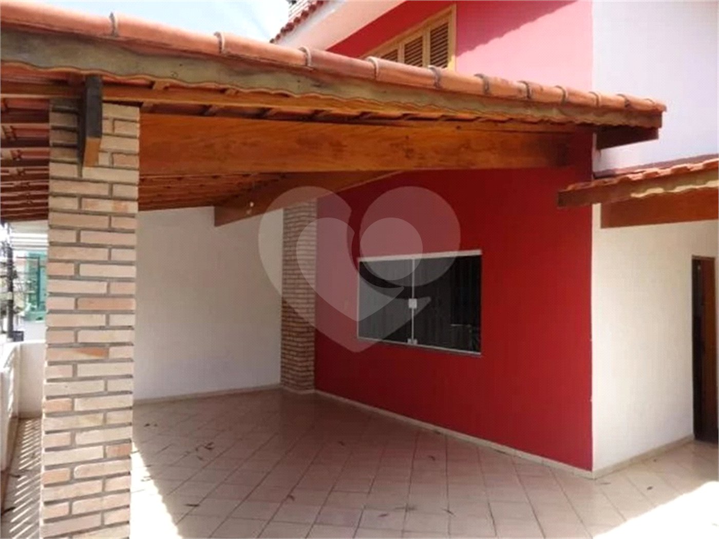 Casa à venda com 4 quartos, sendo 2 suítes, em Horto, São Paulo, SP