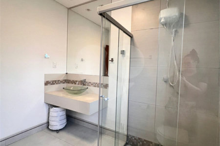 Sobrado à venda com 5 quartos, sendo 2 suítes, em Vila Inah, São Paulo, SP
